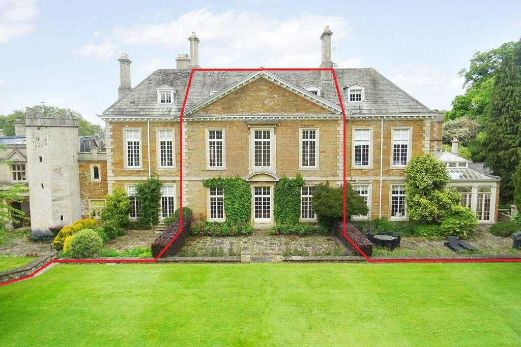 4 bedroom country house for sale in Harborough Road, Dingley, Market