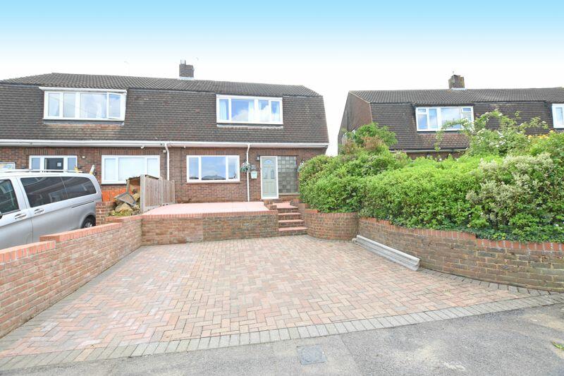 3 bedroom semidetached house for sale in Hillary Road, Maidstone, ME14