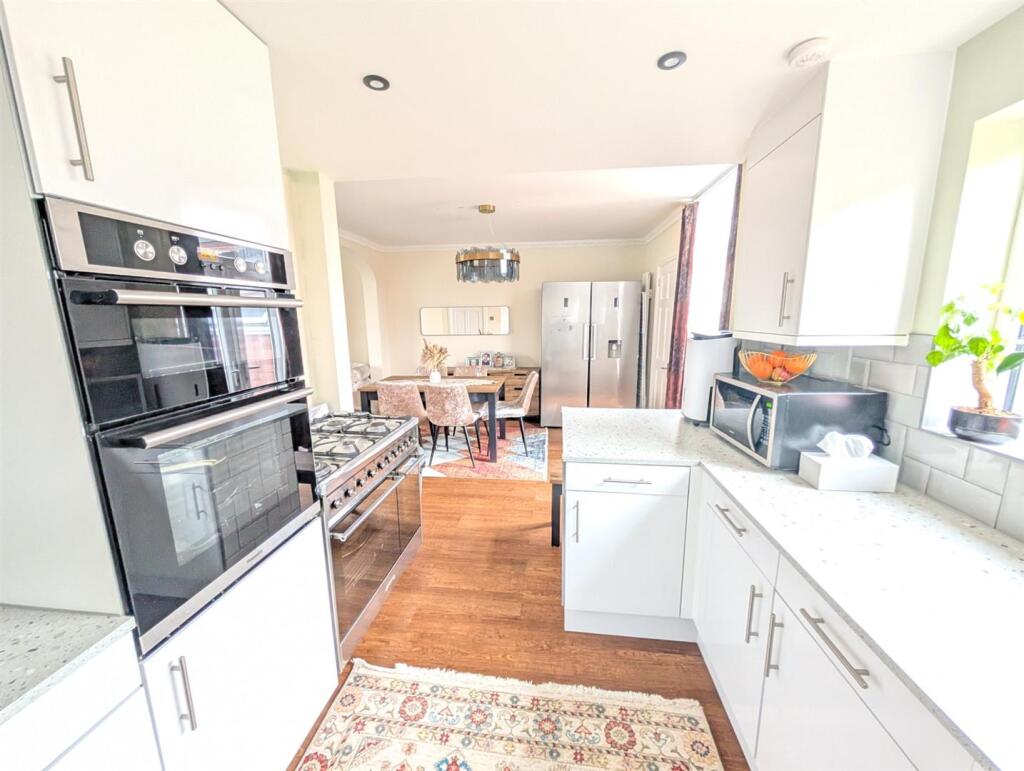 Additional property image - Watling Street, Grendon