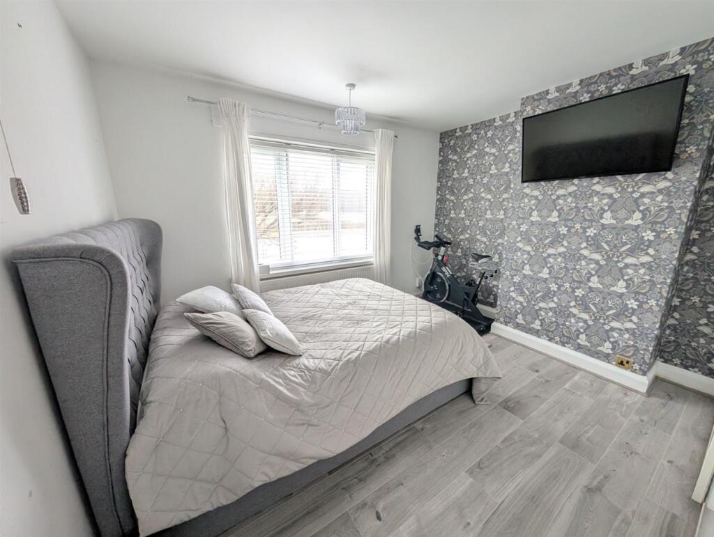 Additional property image - Watling Street, Grendon