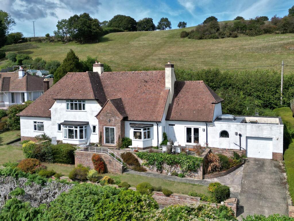Main image of property: Southleigh, Newton Road, Bishopsteignton.