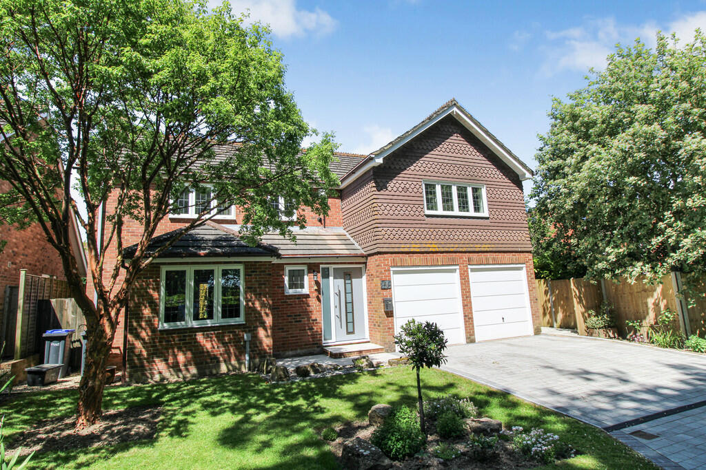 5 bedroom detached house for sale in Norton Drive, Ford, SP4