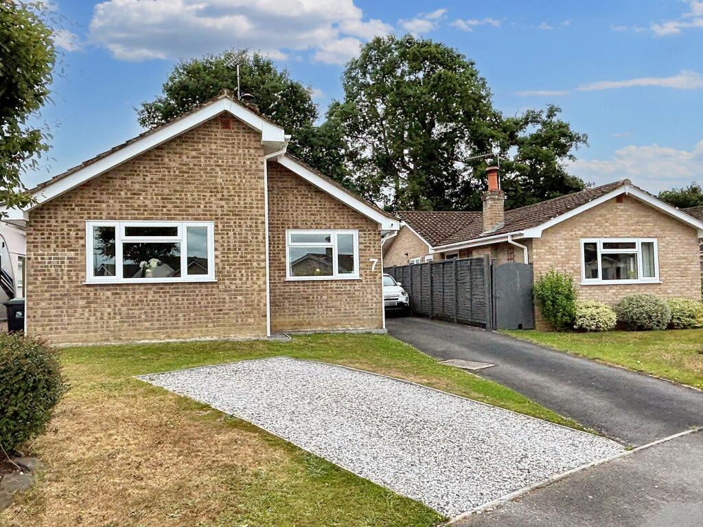 Main image of property: Fern Close, Alderholt, SP6