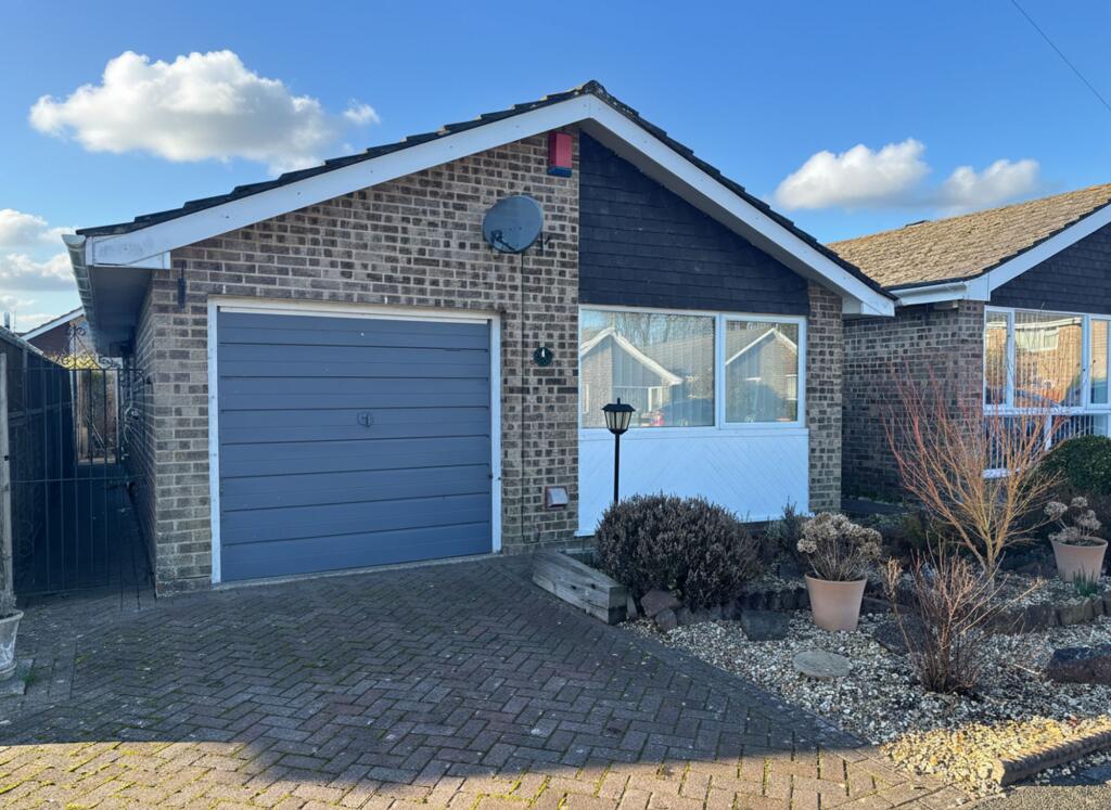 Main image of property: Riverdale Close, Fordingbridge, SP6