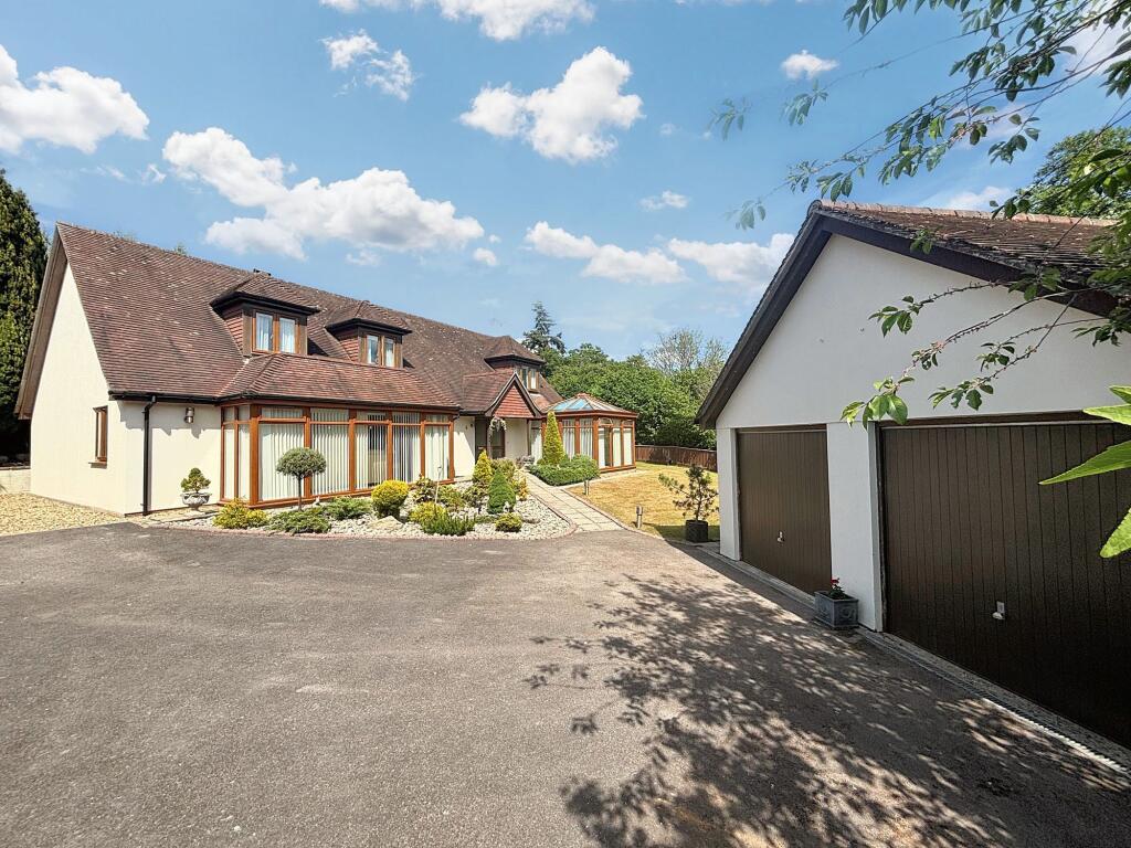 Main image of property: Ashburn Place, Fordingbridge, SP6