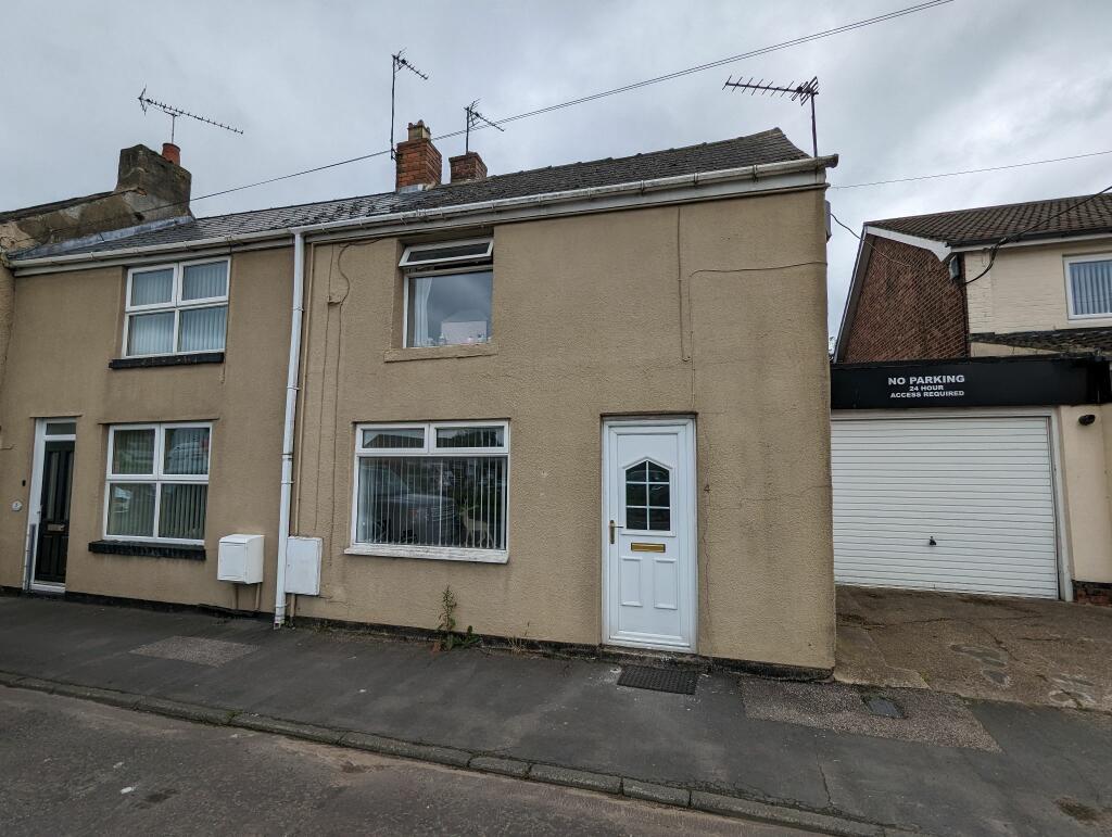 3 bedroom end of terrace house for sale in Tile Shed Cottages, Tile