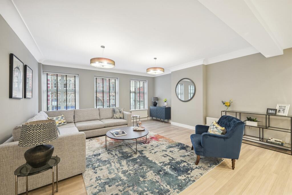 Main image of property: 2 bedroom 1st Floor Flat in Stafford Court