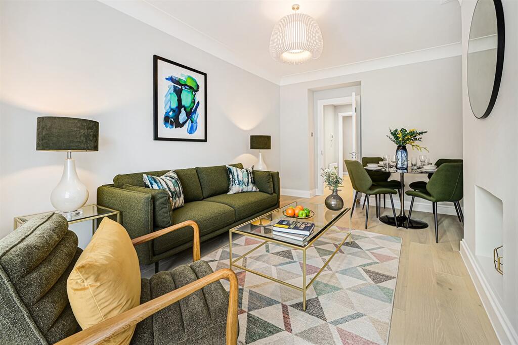 Main image of property: 2 bedroom 1st Floor Flat in Stafford Court