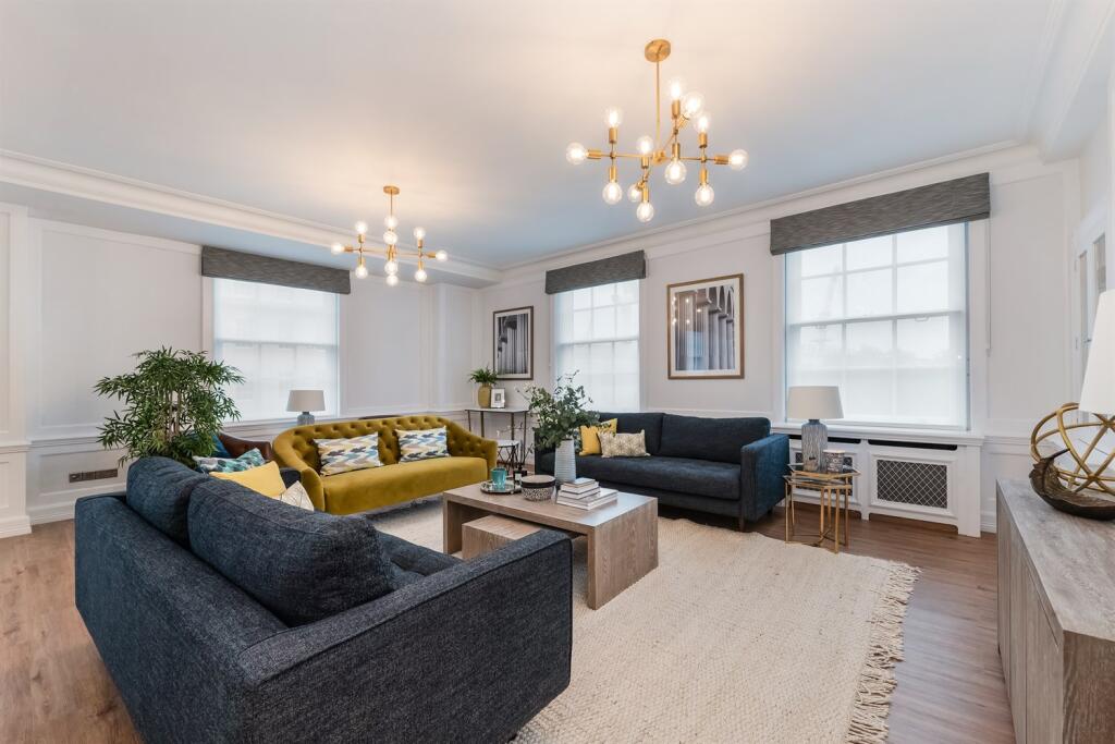 Main image of property: 3 bedroom 2nd Floor and Above Flat in Grosvenor Square