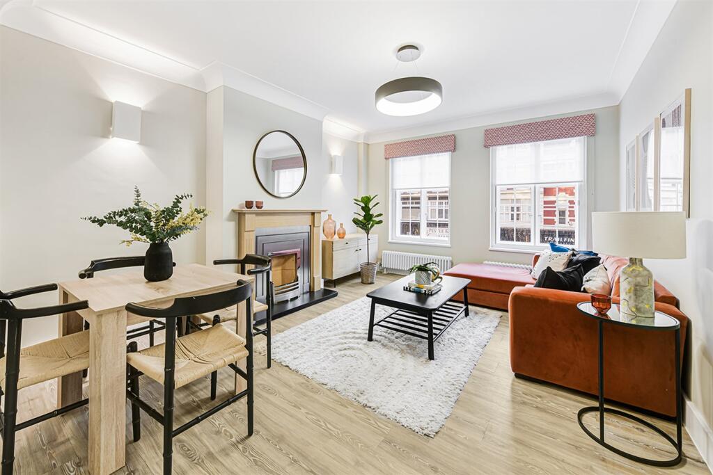 Main image of property: 2 bedroom 1st Floor Flat in Stafford Court