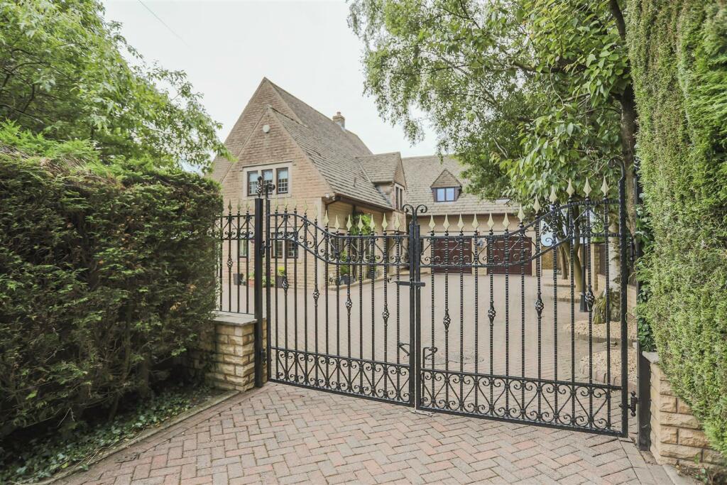Additional property image - The Pavilion, 15A Bent Lane, Colne