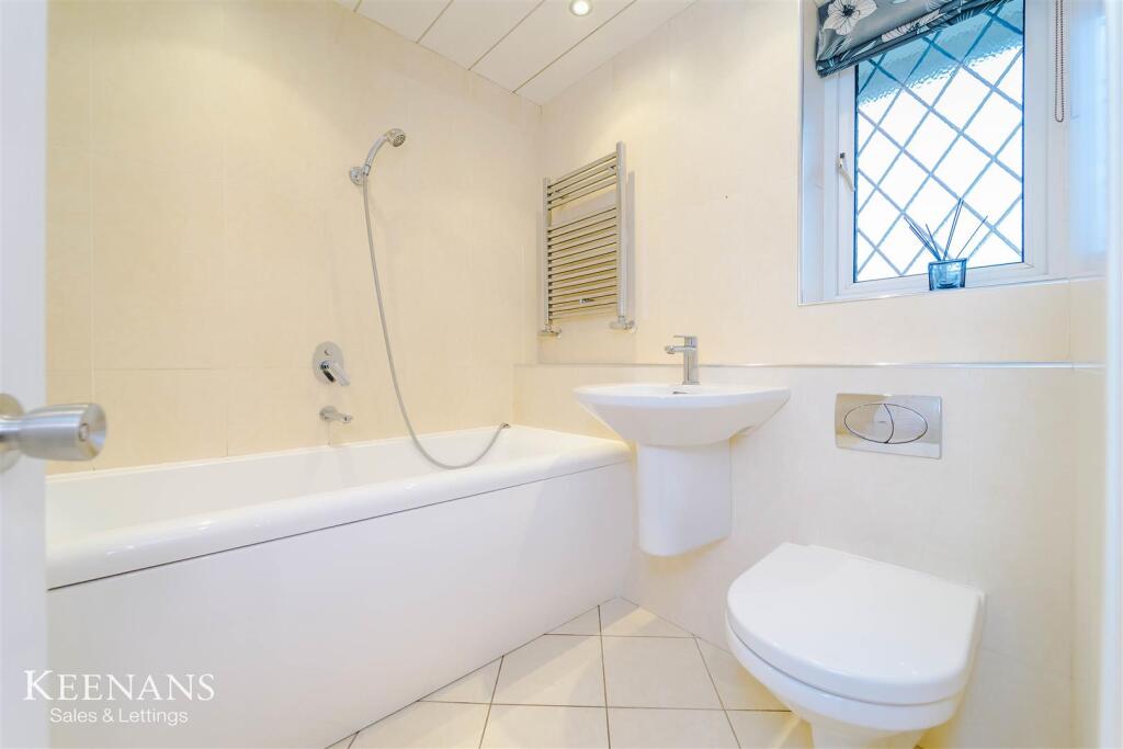 Additional property image - Elswick Gardens, Mellor