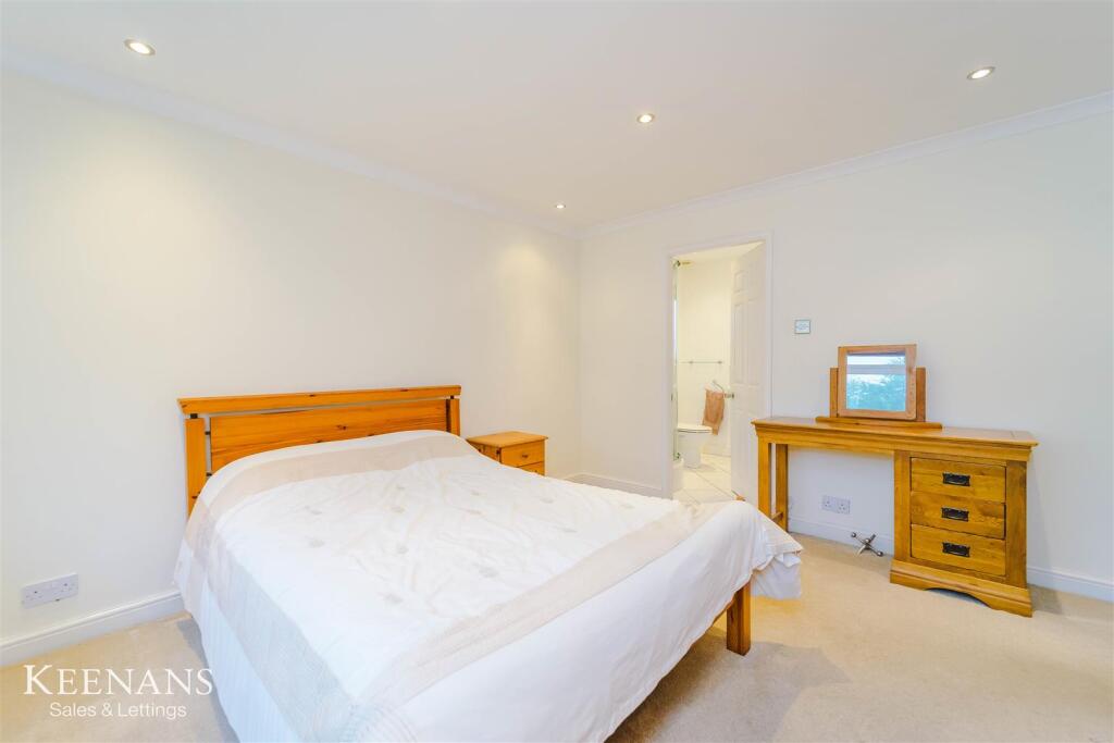Additional property image - Elswick Gardens, Mellor