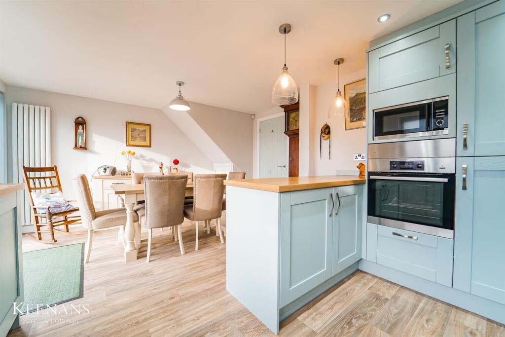 Additional property image - Glendale Drive, Mellor