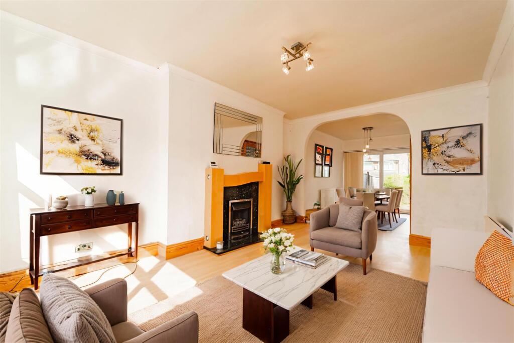 Main image of property: Hollowhead Close, Wilpshire