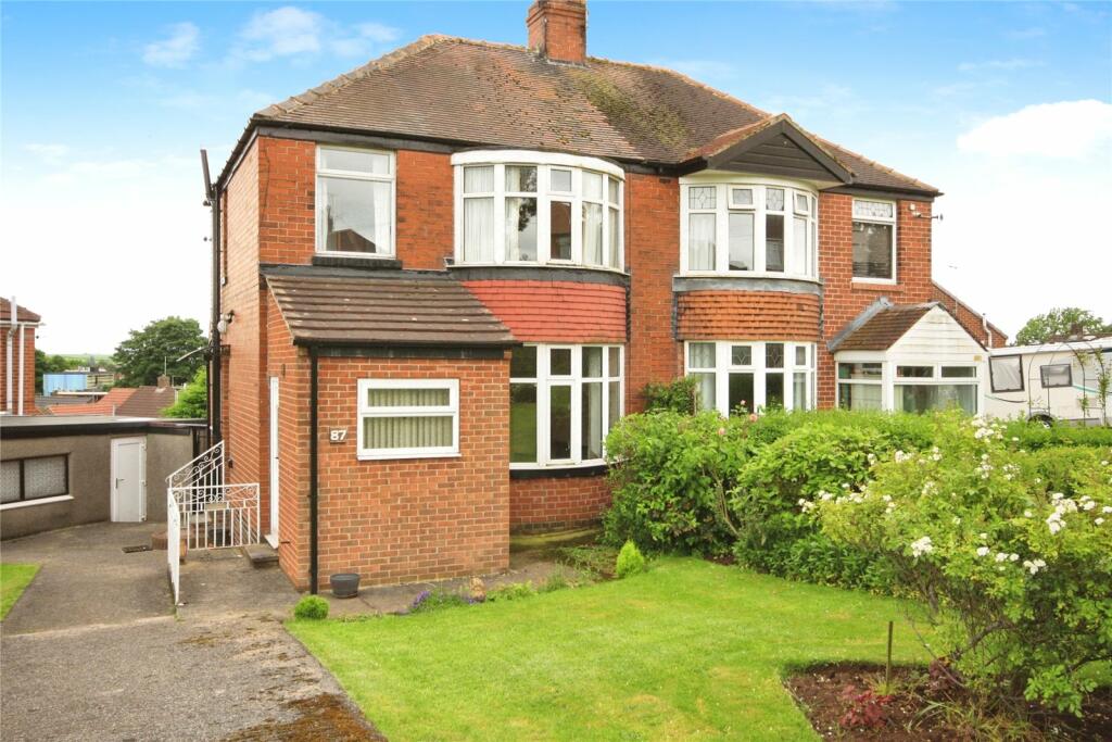 3 bedroom semidetached house for sale in Reresby Crescent, Whiston