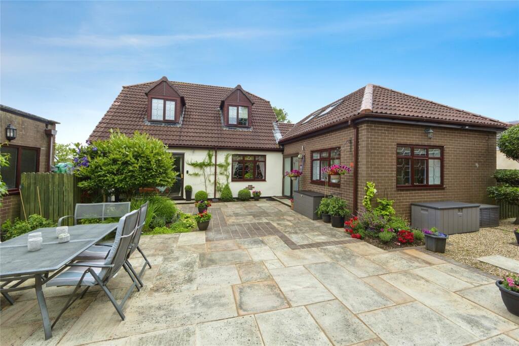 Main image of property: Braithwell Road, Ravenfield, Rotherham, South Yorkshire, S65