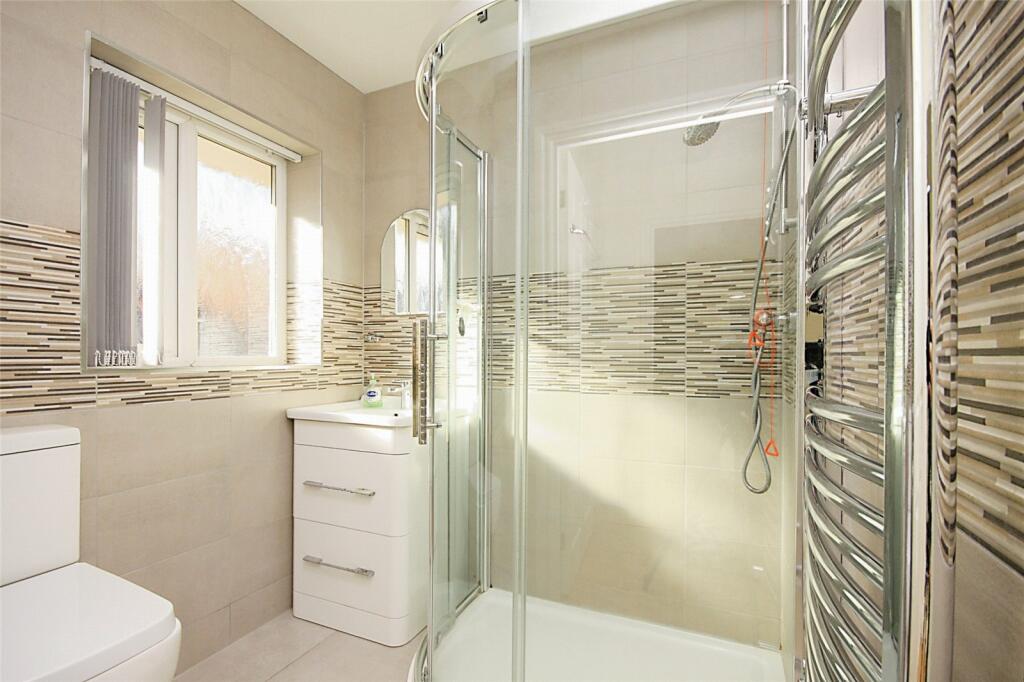 2 bedroom bungalow for sale in St. Albans Court, Wickersley, Rotherham