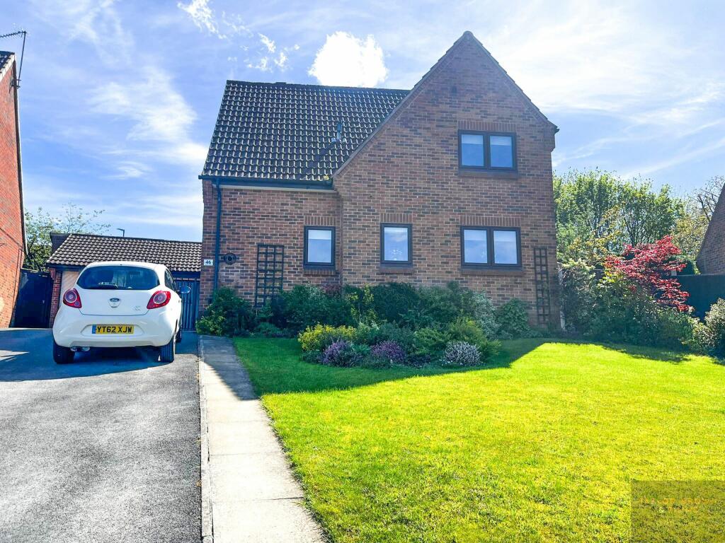 3 bedroom detached house for sale in Johnson Drive Heanor DE75 7SU, DE75