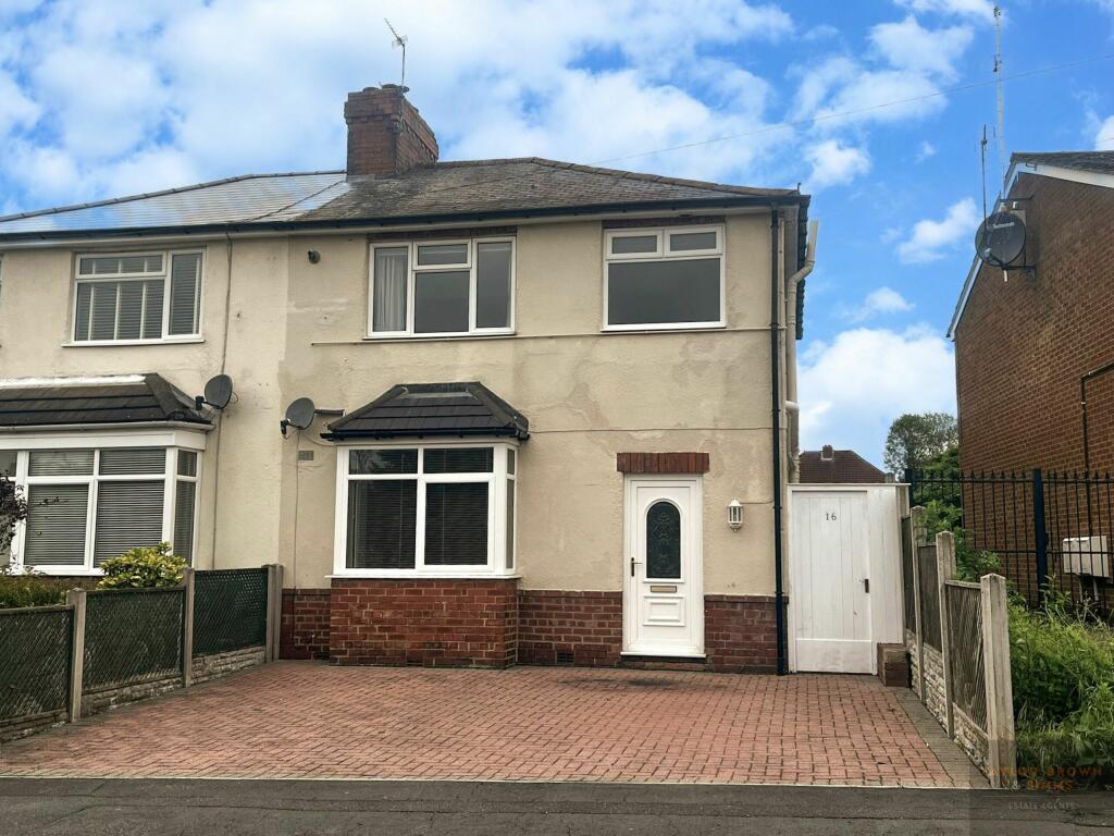 3 bedroom semidetached house for sale in Mayfield Avenue Heanor DE75 7EN, DE75