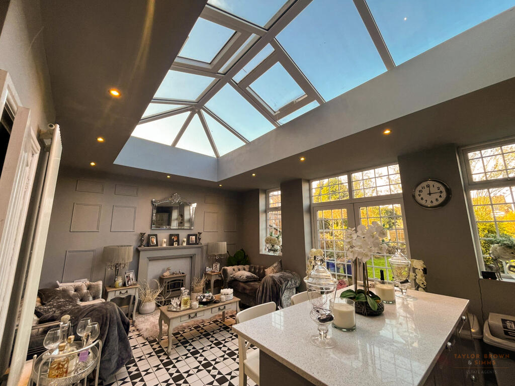 Additional property image - Mansfield Road, Heanor, Derbyshire
