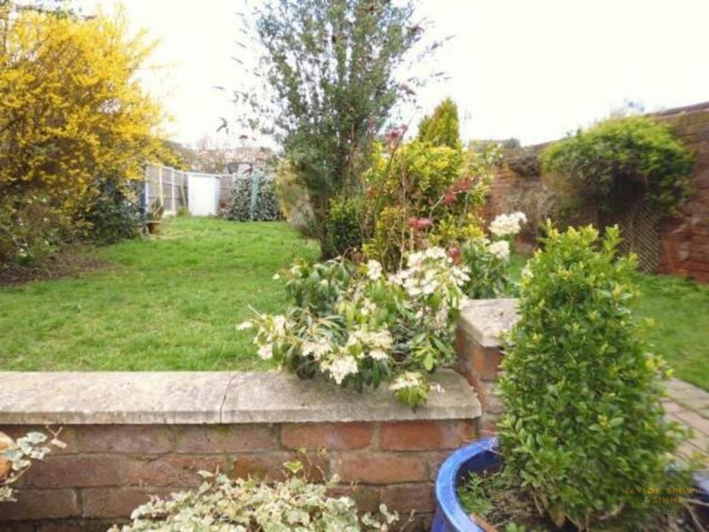Additional property image - Mansfield Road, Heanor, Derbyshire