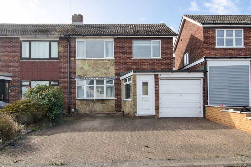 3 bedroom semidetached house for sale in Fieldhouse Road, Burntwood, WS7
