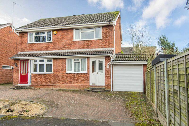 2 bedroom semidetached house for sale in Rugeley Road, Hednesford
