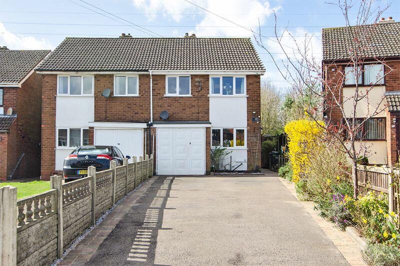 3 bedroom semi-detached house for sale in School Lane, Chase Terrace ...