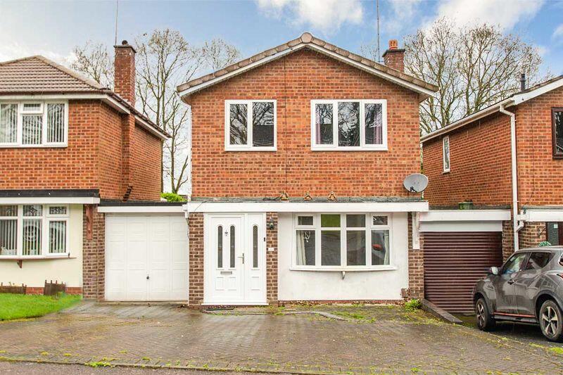 3 bedroom detached house for sale in Durham Drive, Rugeley, WS15