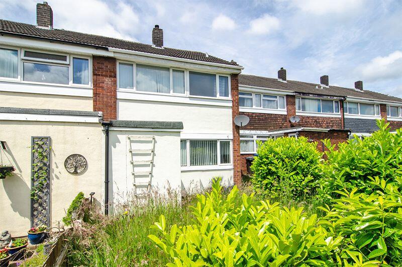 3 bedroom terraced house for sale in Leafenden Avenue, Burntwood, WS7