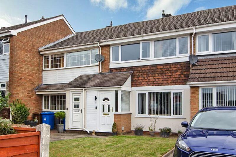 3 bedroom terraced house for sale in Russett Close, Burntwood, WS7