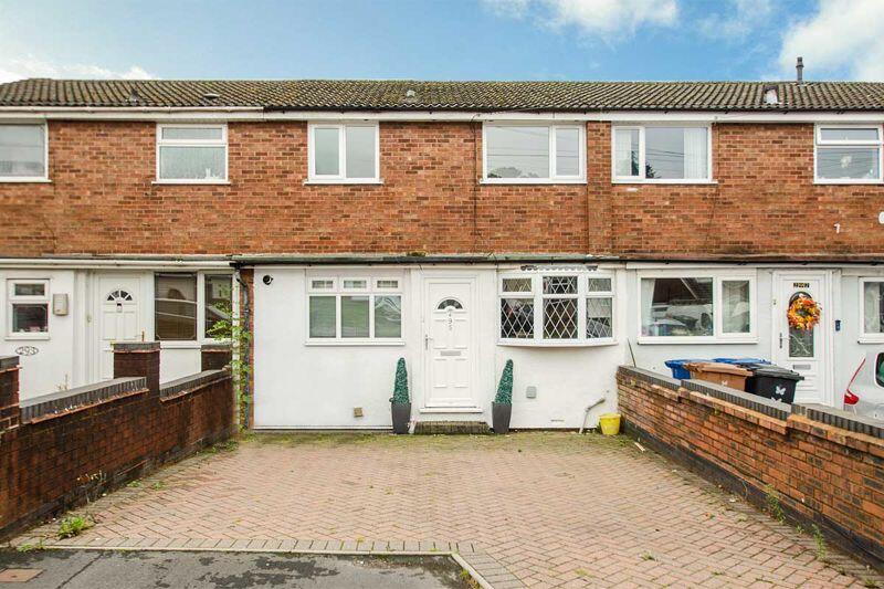 3 bedroom terraced house for sale in Chase Road, Burntwood, WS7