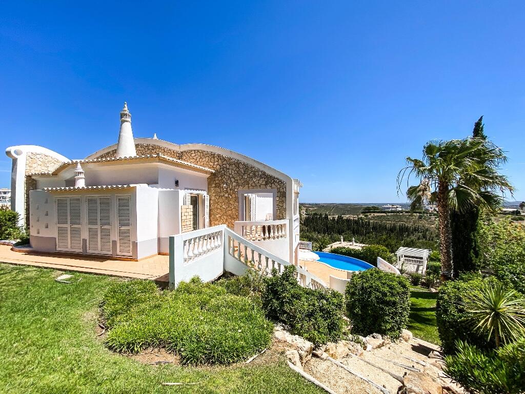 4 bedroom villa for sale in Budens, Algarve, Portugal