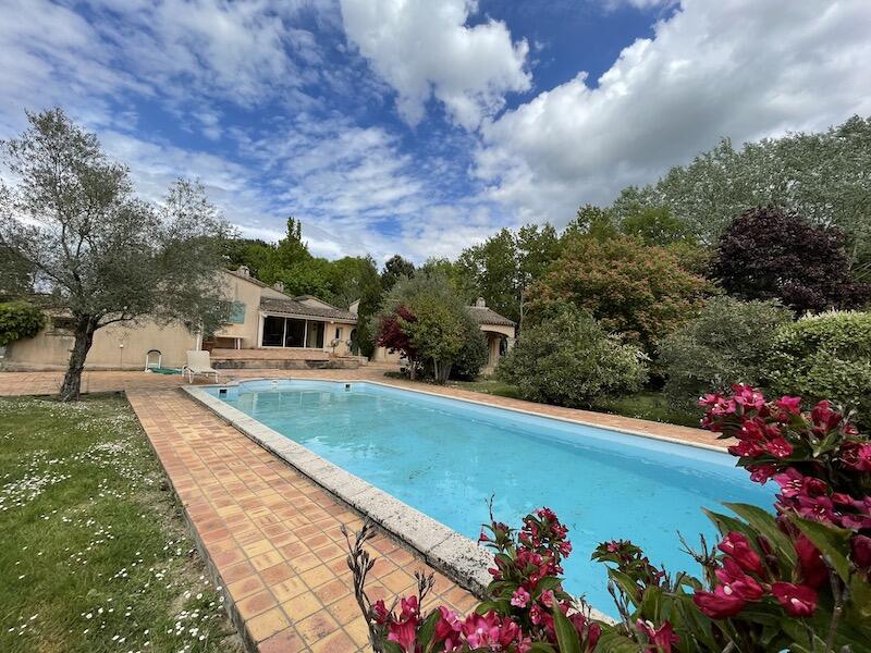 Main image of property: Pugnac, Gironde, Aquitaine