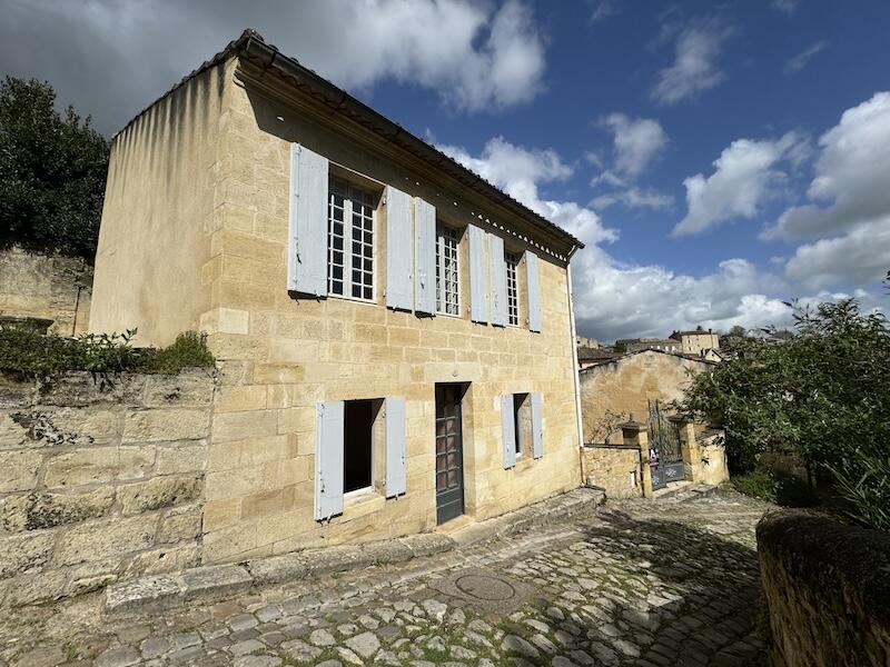 Character Property for sale in St-milion, Gironde...