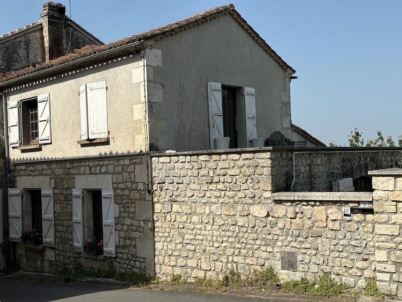 Cottage in Villebois-Lavalette...