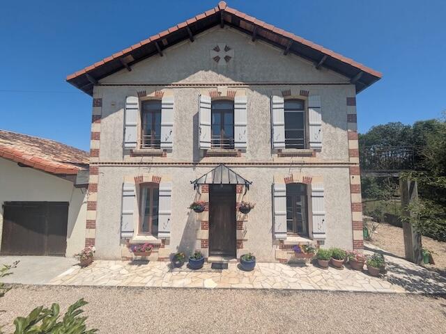 Main image of property: St-Aigulin, Charente-Maritime, Poitou-Charentes