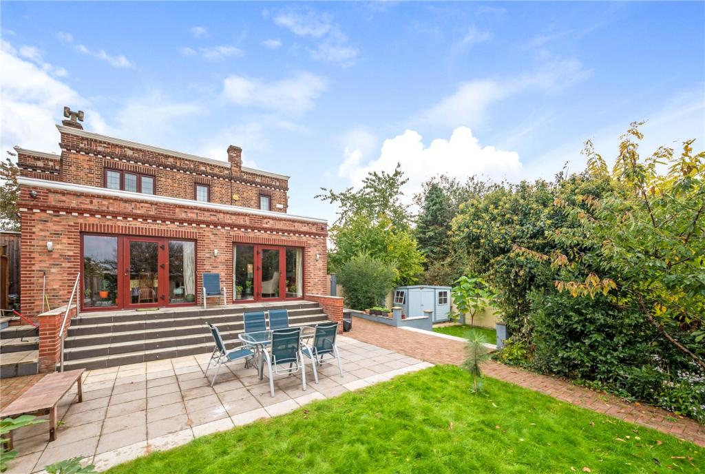 5 bedroom detached house for sale in Hillbrow Road, Bromley, Kent, BR1