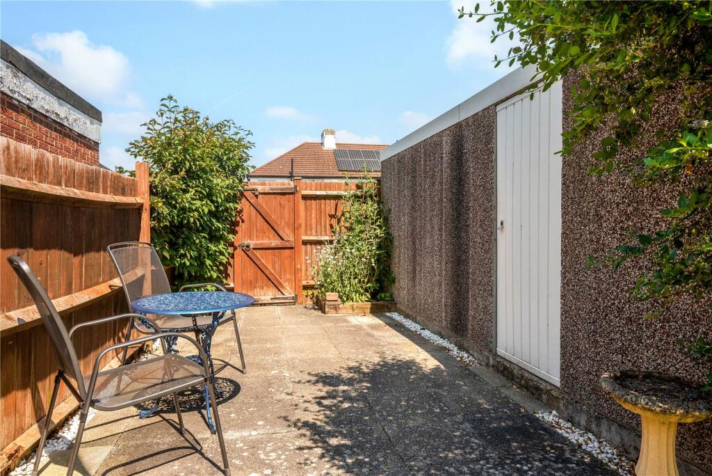 Additional property image - Ruskin Walk, Bromley, BR2