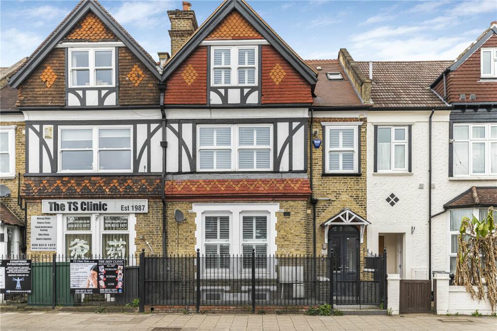 5 bedroom terraced house for sale in Tweedy Road, Bromley, BR1