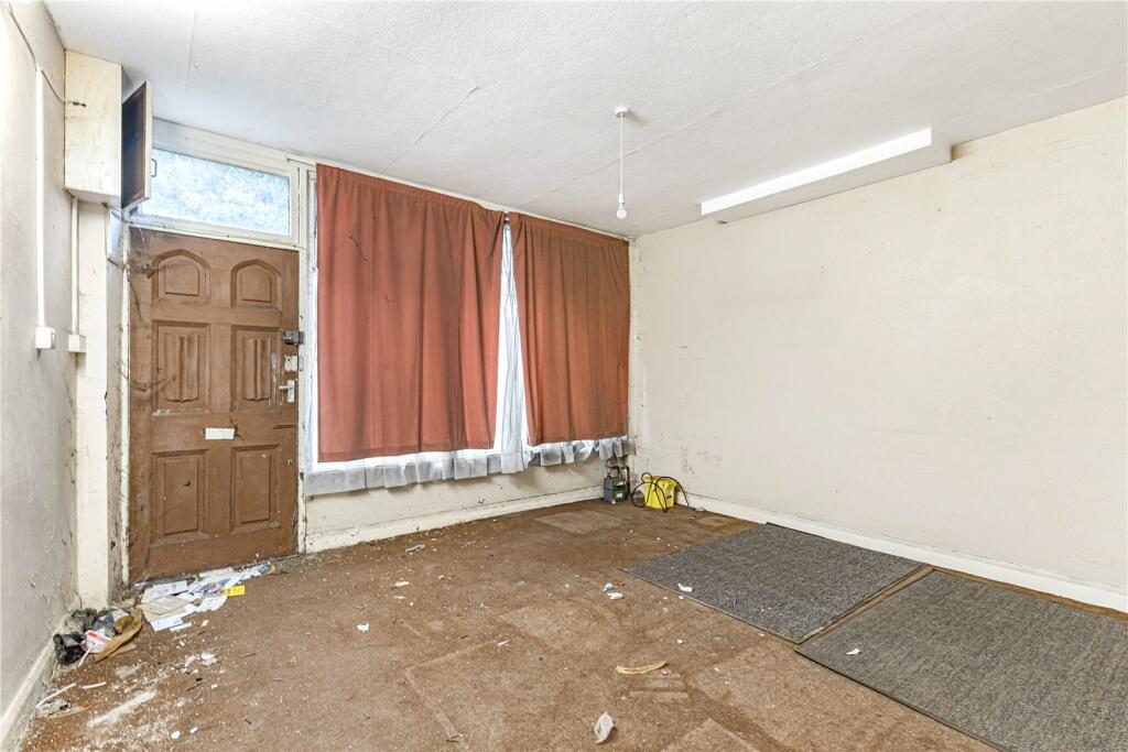 Additional property image - Farwig Lane, Bromley, BR1