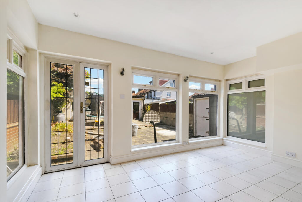 Main image of property: Commonside East, Mitcham, CR4