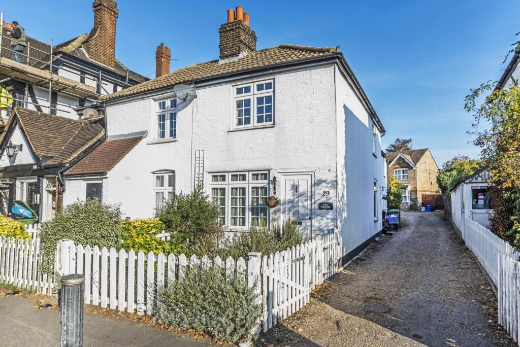 Main image of property: Commonside East, Mitcham, Surrey, CR4