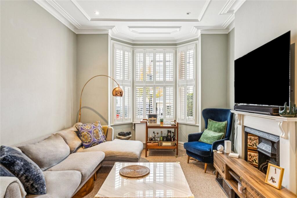 Main image of property: Taybridge Road, SW11