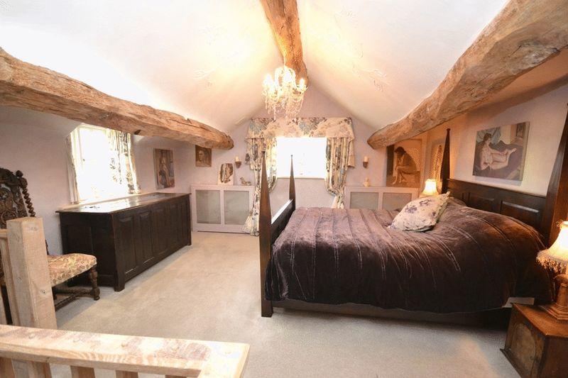 4 bedroom detached house for sale in Hawett Hill Farm Hillside Avenue