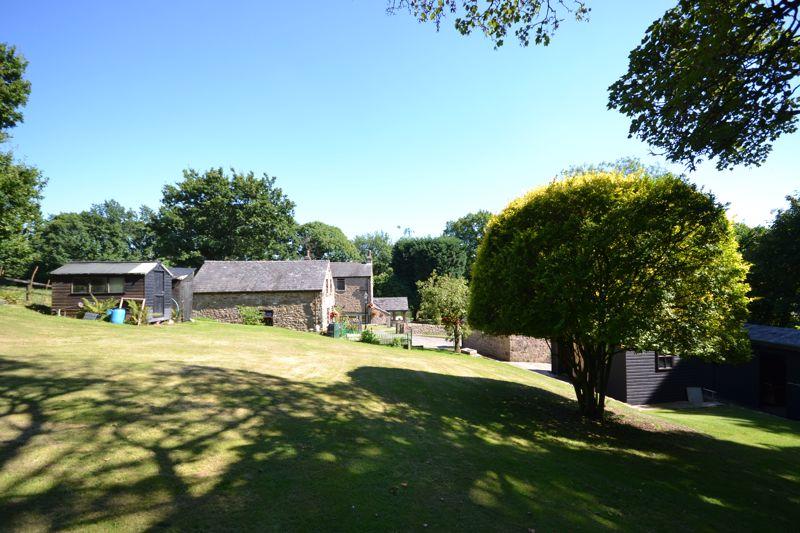 4 bedroom character property for sale in Hill Top Lane, WhittleleWoods, PR6 7QS, PR6