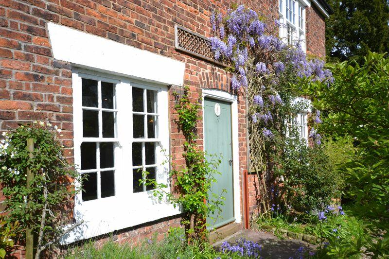 4 bedroom detached house for sale in Grape Lane, Croston, PR26 9HB, PR26