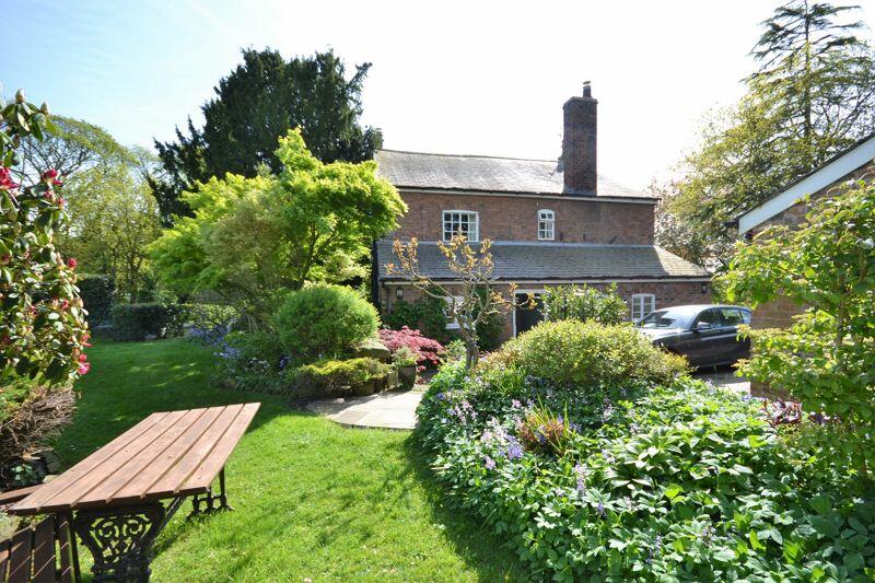 4 bedroom detached house for sale in Grape Lane, Croston, PR26 9HB, PR26