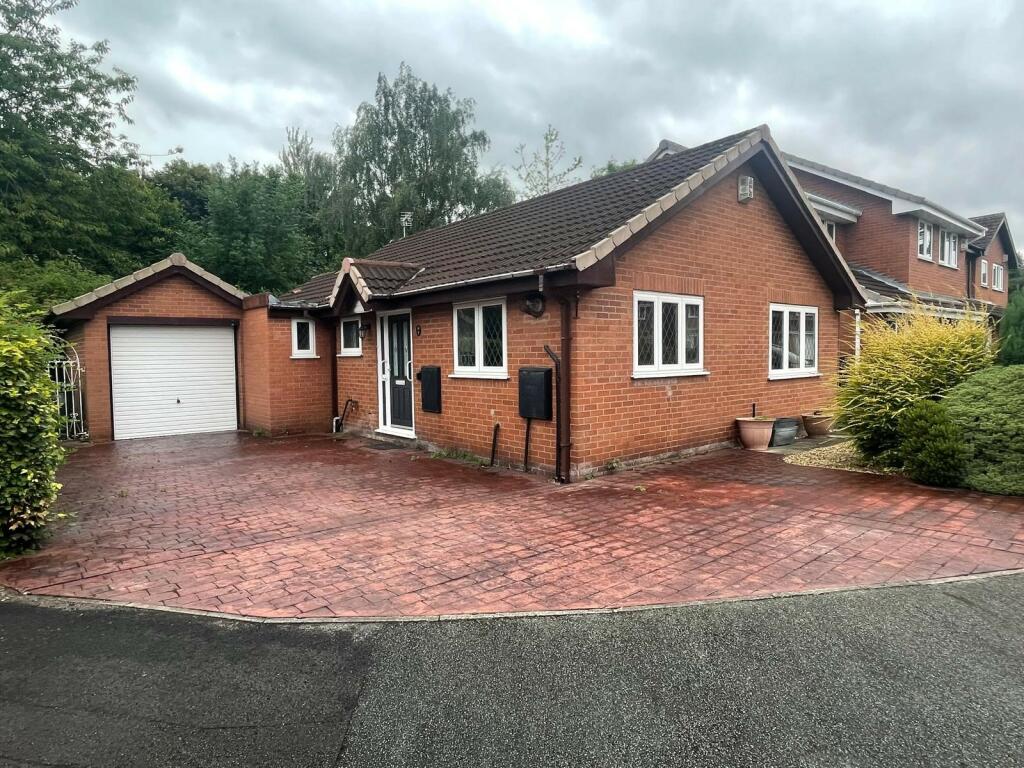 Main image of property: Franklin Close, Warrington WA5 8QL